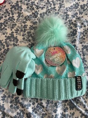 Justice Mint Sequin Heart Pom-Pom Beanie & Glove Set